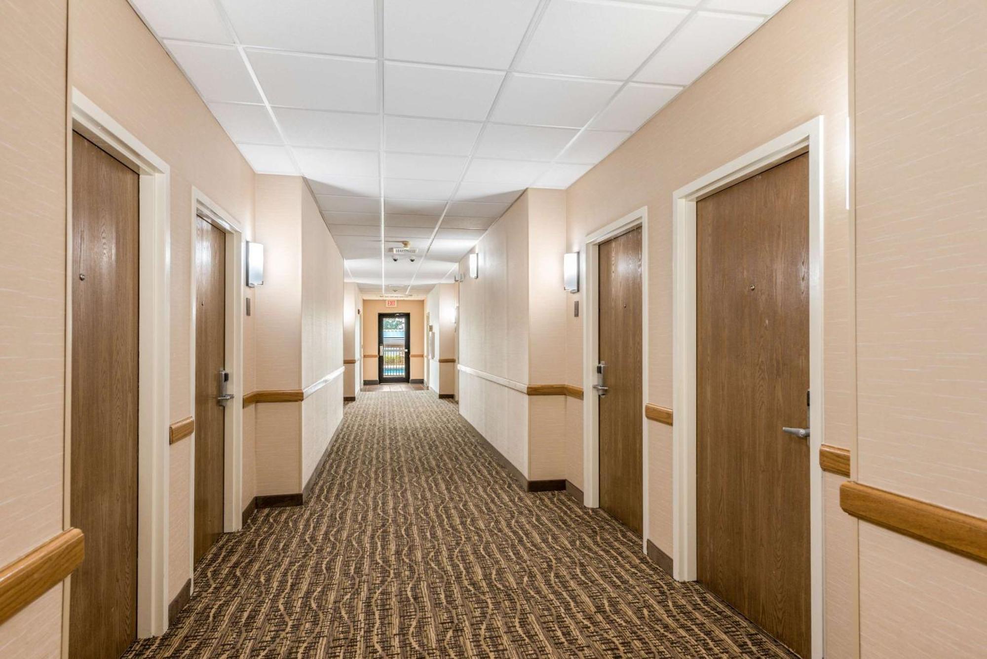 Comfort Suites Monroe Luaran gambar